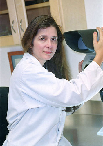Dr Alba Reyes